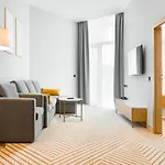 فندق Crystal Mountain 5*