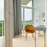 Crystal Mountain 5*