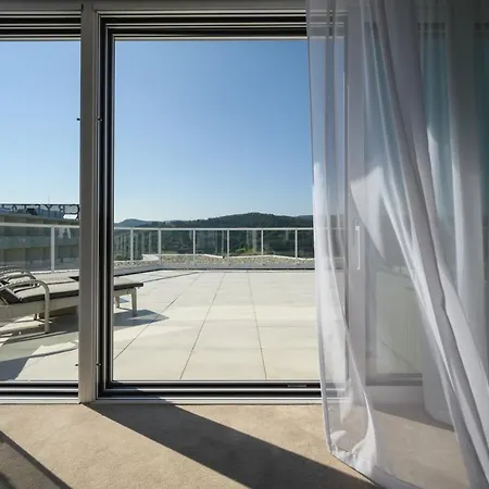 Crystal Mountain Hotel 5*