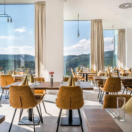 Hotel Crystal Mountain