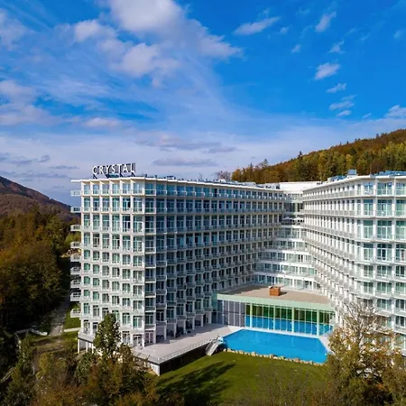 Crystal Mountain Hotel 5*
