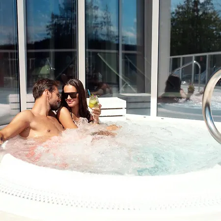 Hotel Crystal Mountain 5*