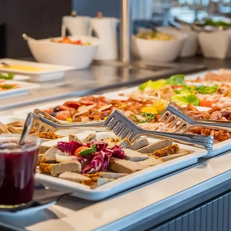 Crystal Mountain Hotel