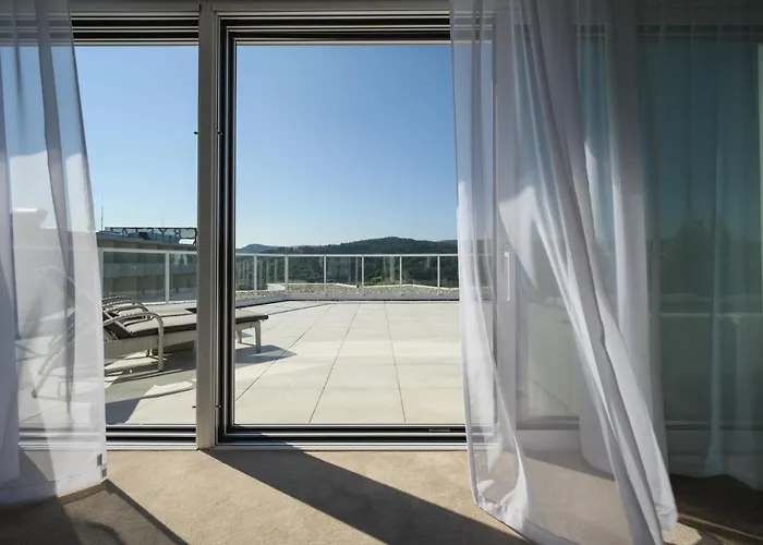 Crystal Mountain Hotel 5*